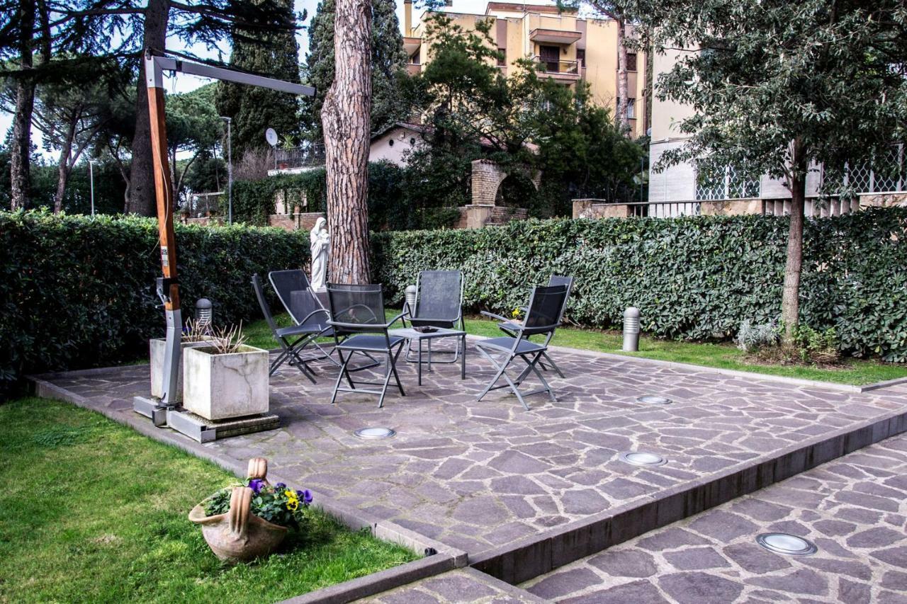 Preziosissimo Sangue Bed and Breakfast Roma Exterior foto
